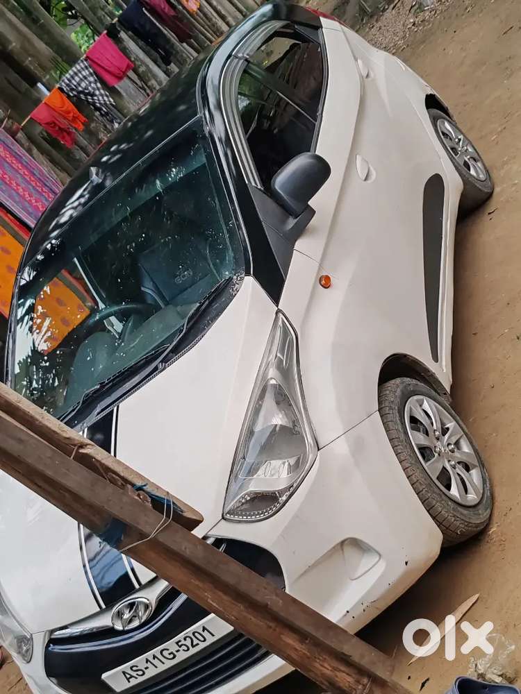 Hyundai Eon 0.8 Sportz 2014 Arjent Sail...