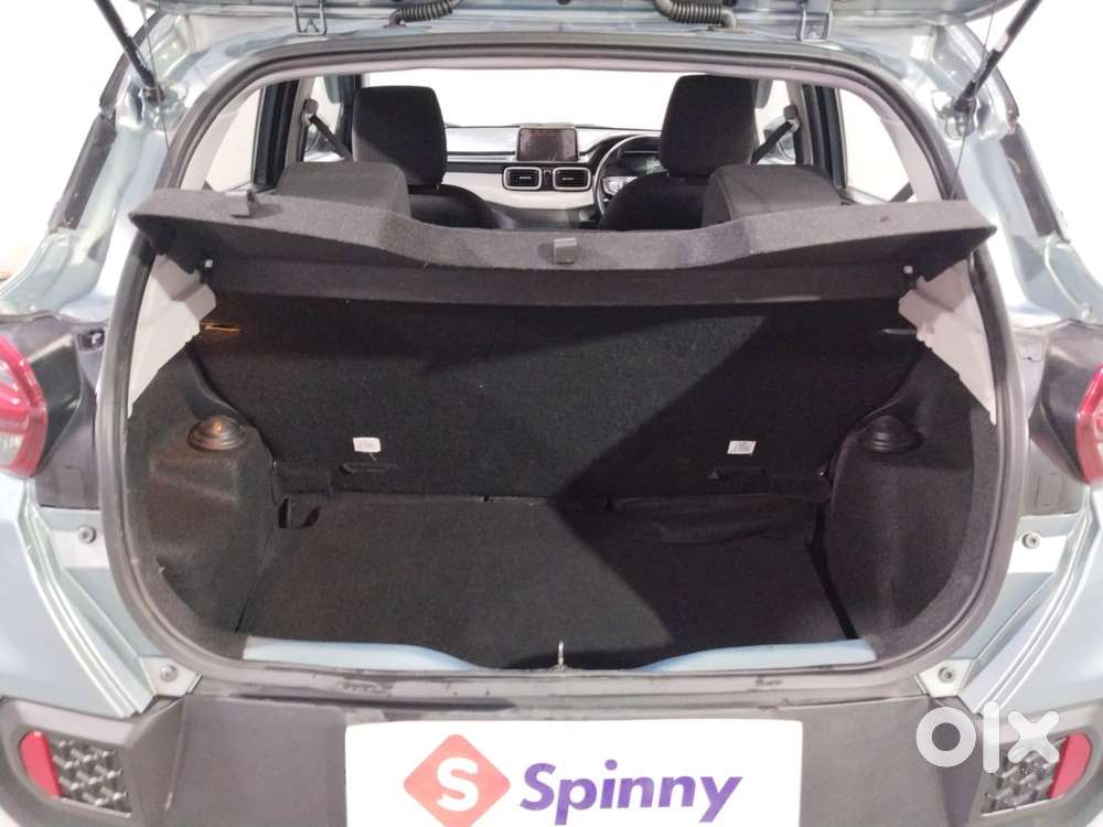 Tata Punch Creative Dual Tone Mt Sunroof, 2024, Petrol