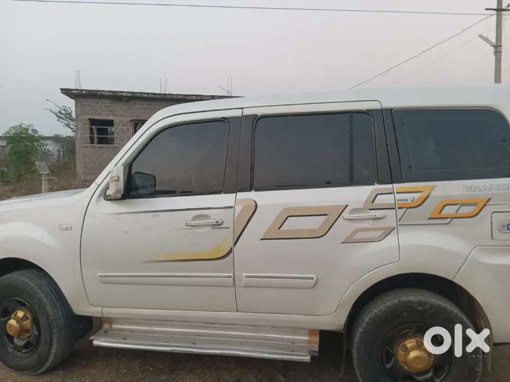Tata Sumo Grande 2012 Diesel 2nd Owner