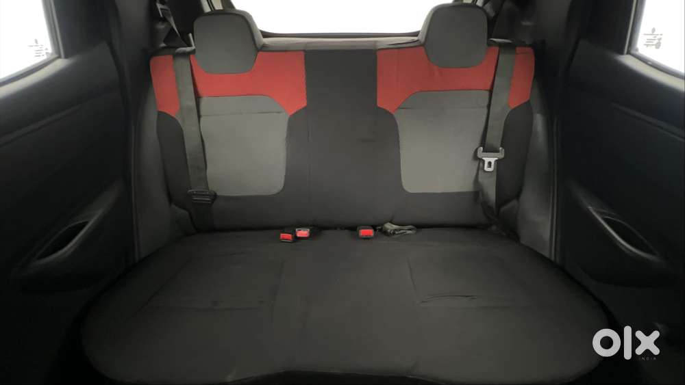 Renault Kwid 2019-ongoing 1.0 Rxt (o), 2016, Petrol