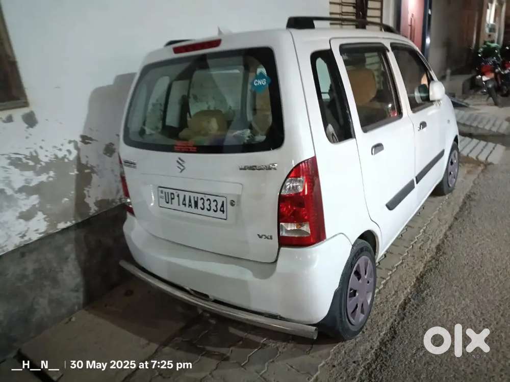 Car Me Koi Problem Nhi Hai Sab Bdhiya Hai Petrol Or Cng Dono Hai Ye