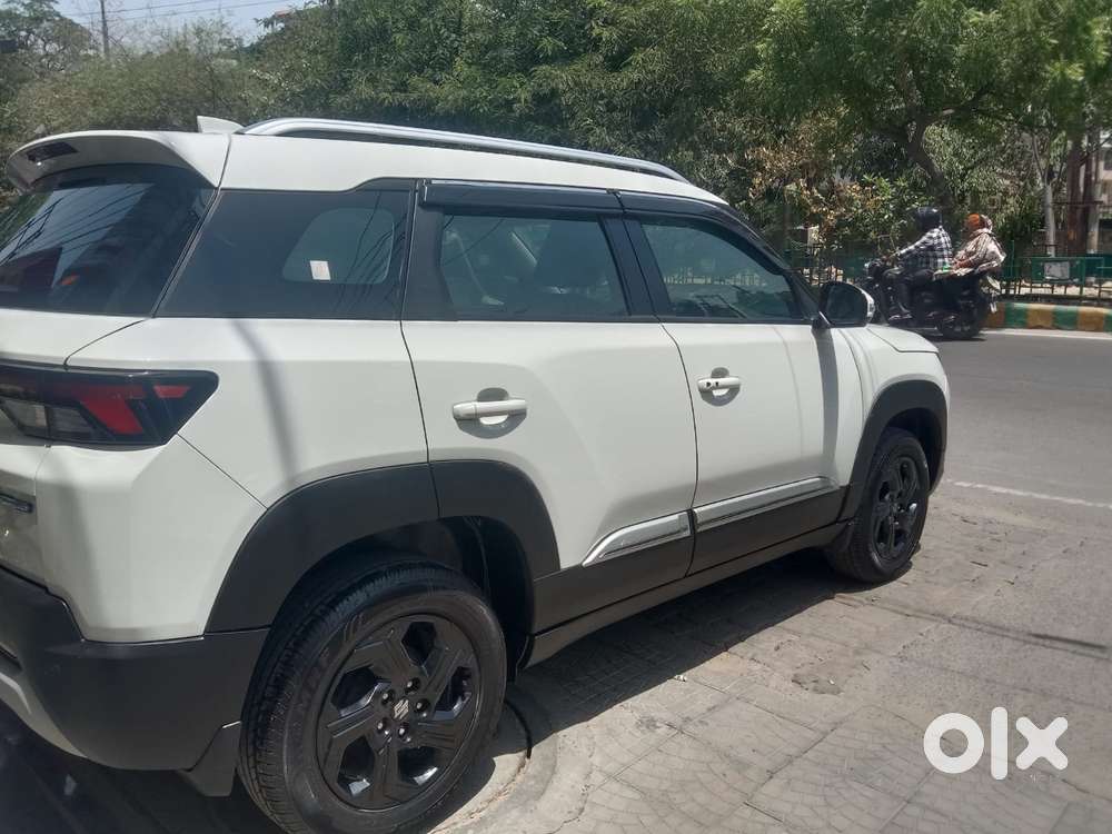 Maruti Suzuki Brezza 1.5 Zxi At Smart Hybrid, 2025, Petrol