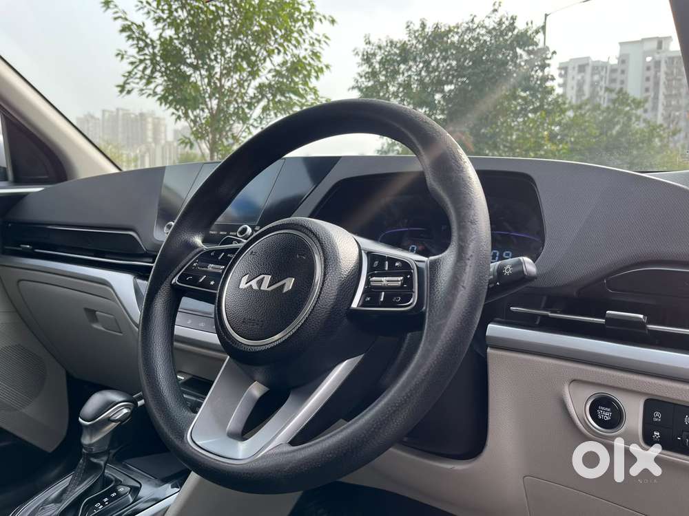 Kia Carens 1.4 Prestige Plus Turbo Dct 7 Str, 2023, Petrol