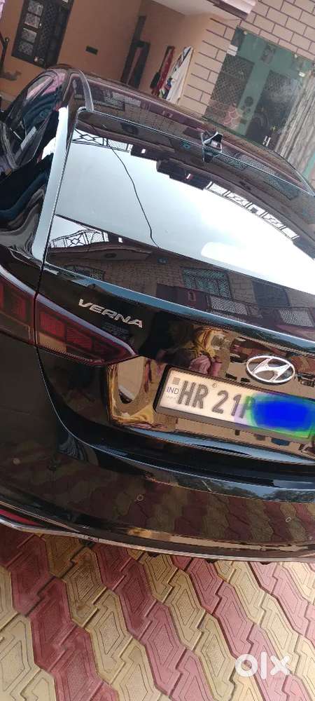 Black Verna Sx 1.5 Mt Petrol 2021