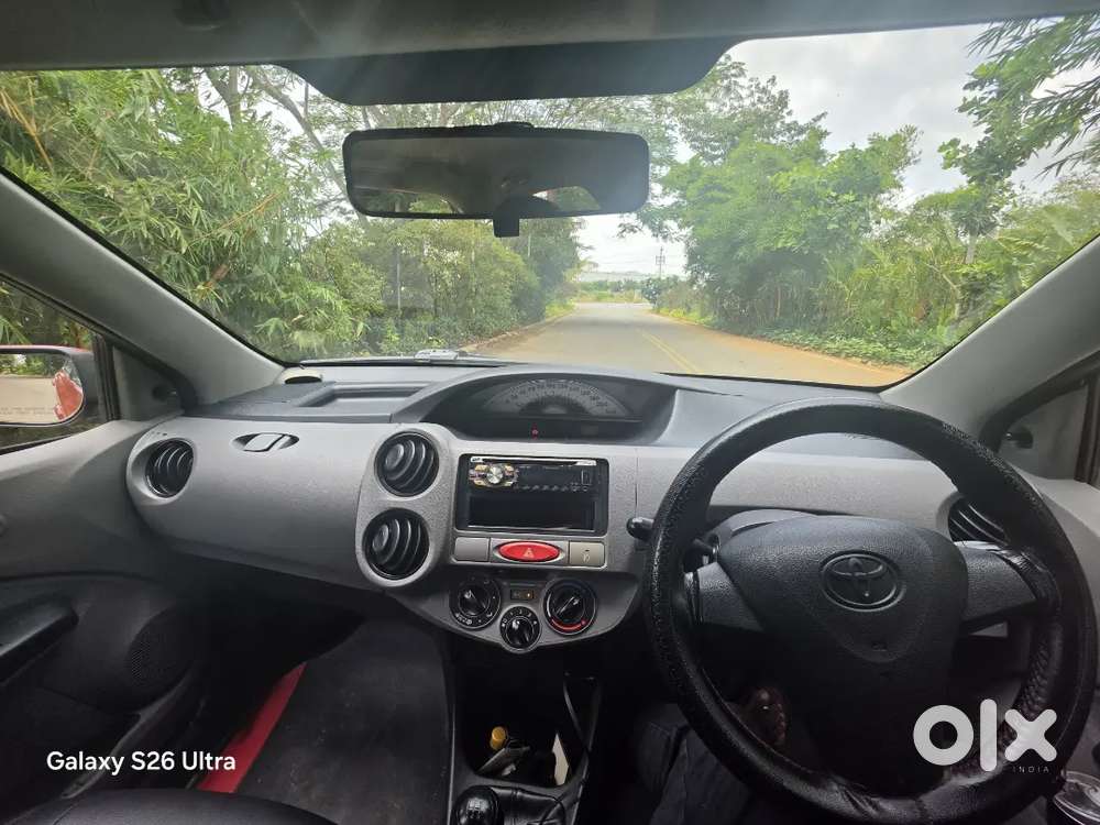 Toyota Etios Liva Petrol 2011