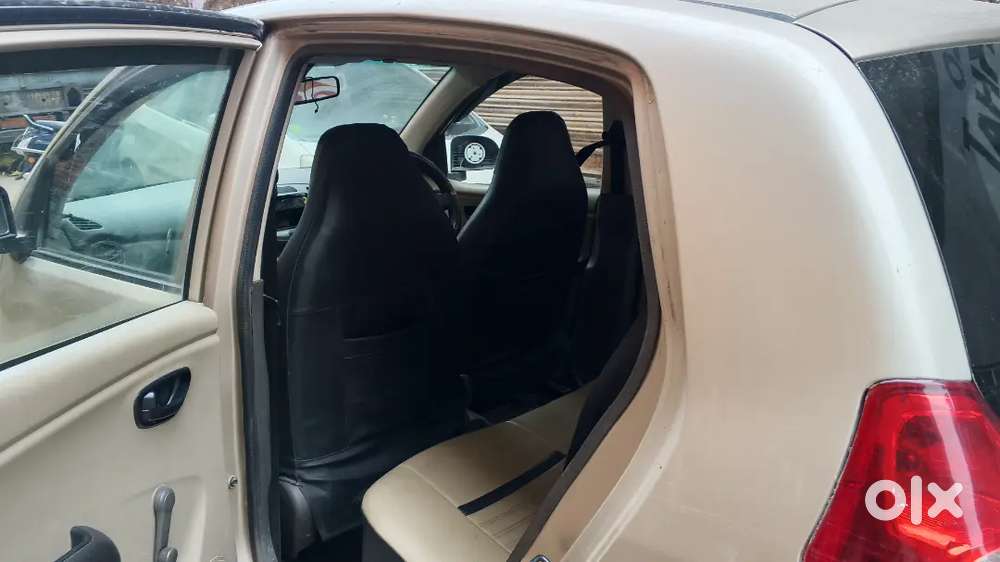 Hyundai I10 D-lite 2010 Variant
