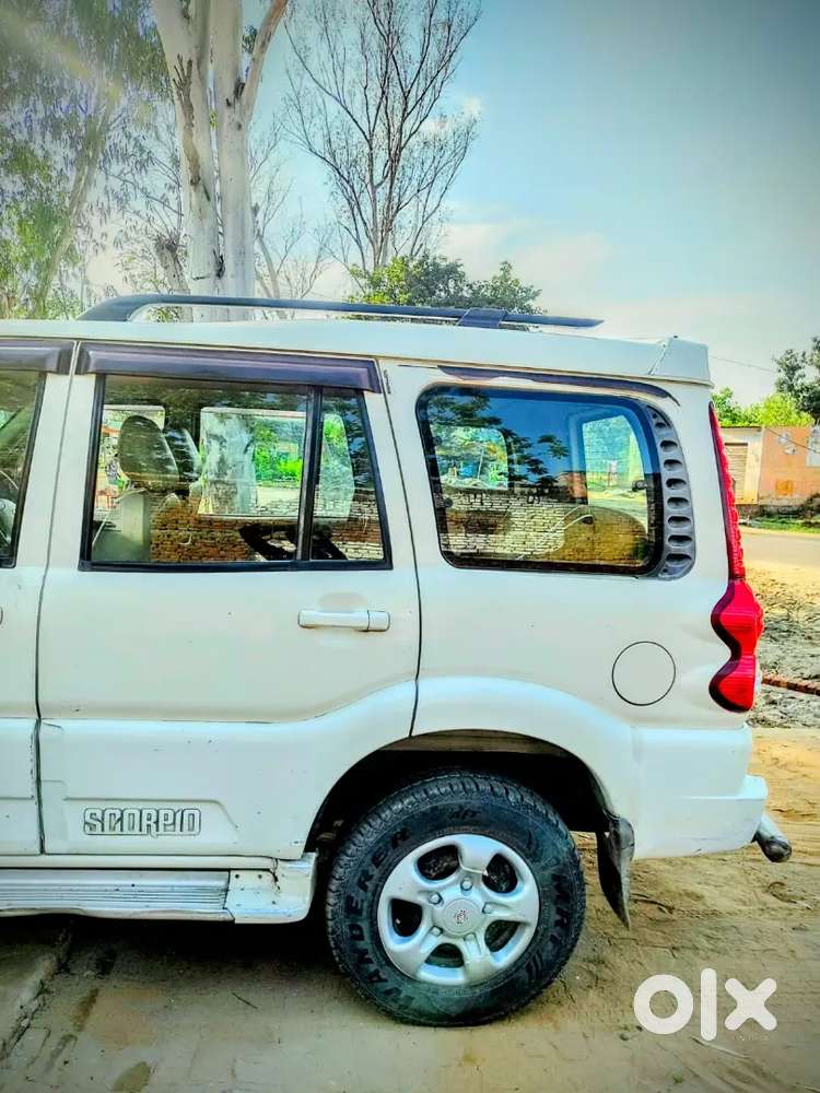 Mahindra Scorpio Classic 2010 Diesel 65000 Km Driven