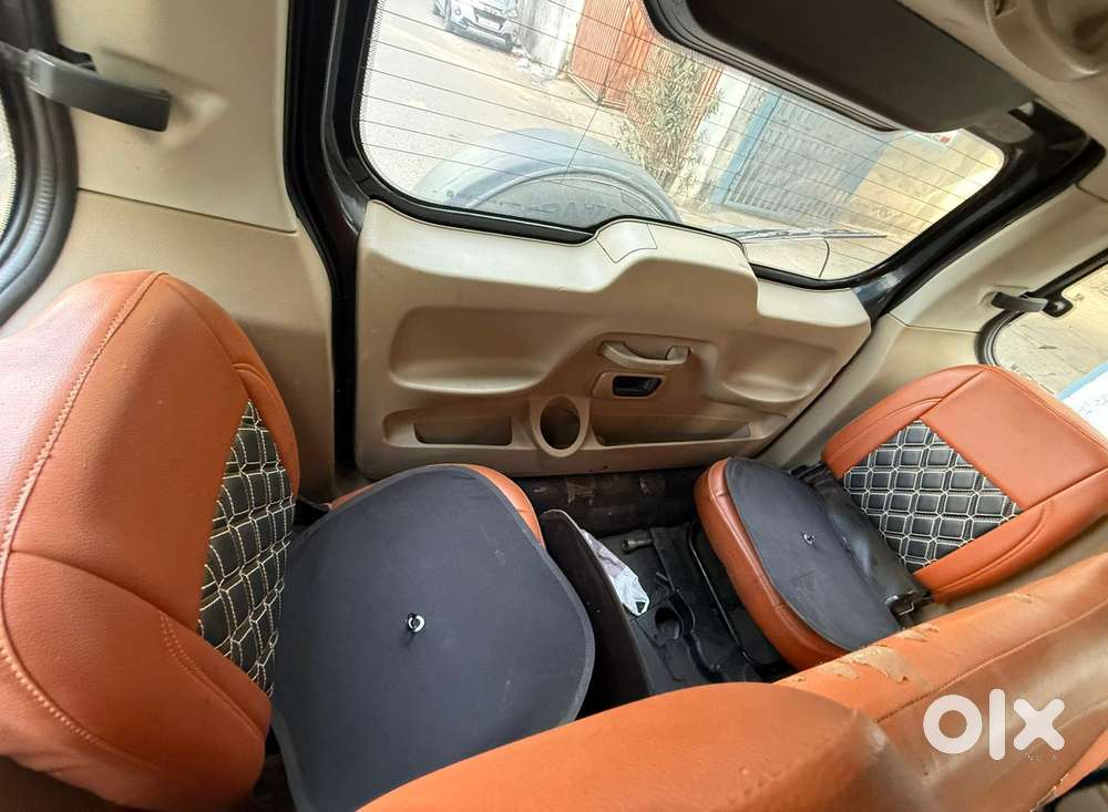 Mahindra Tuv 300 T6, 2017, Diesel