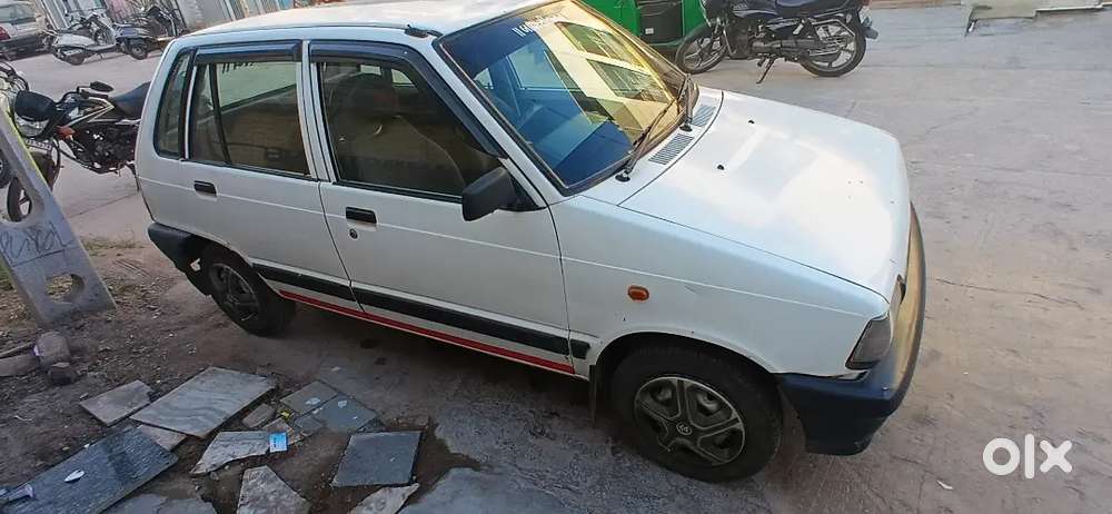 Maruti 800  Mpfi 5 Gear 2001 Model Pure Petrol