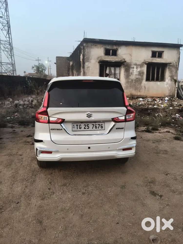 Maruti Suzuki Ertiga 2025 Petrol 7500 Km Driven 6 Air Bags Rear Ac
