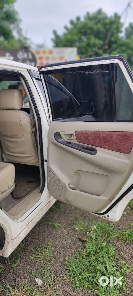 Toyota Innova 2013 Diesel 173000 Km Driven