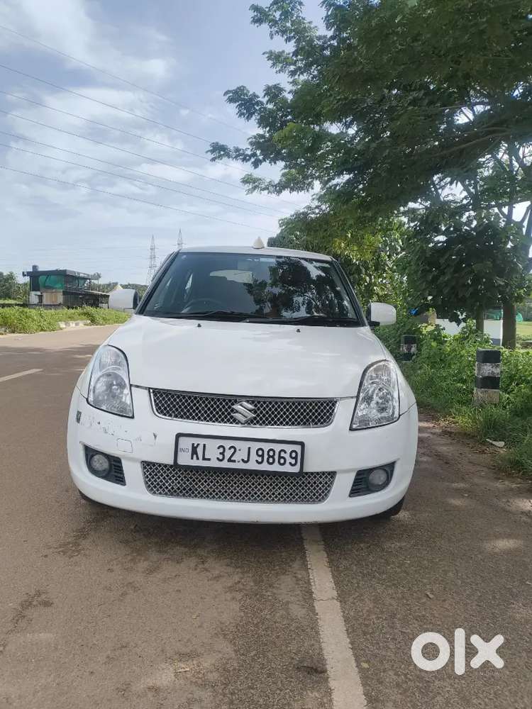 Maruti Suzuki Dzire Tour 2016