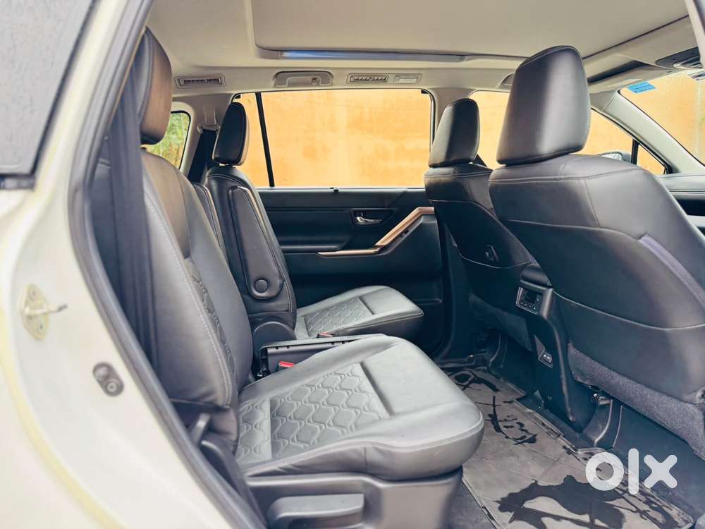 Maruti Suzuki Invicto Alpha Plus 7str, 2024, Petrol