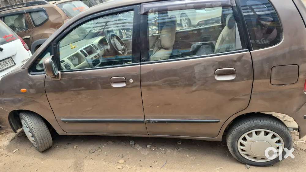 Maruti Suzuki Estilo 2010