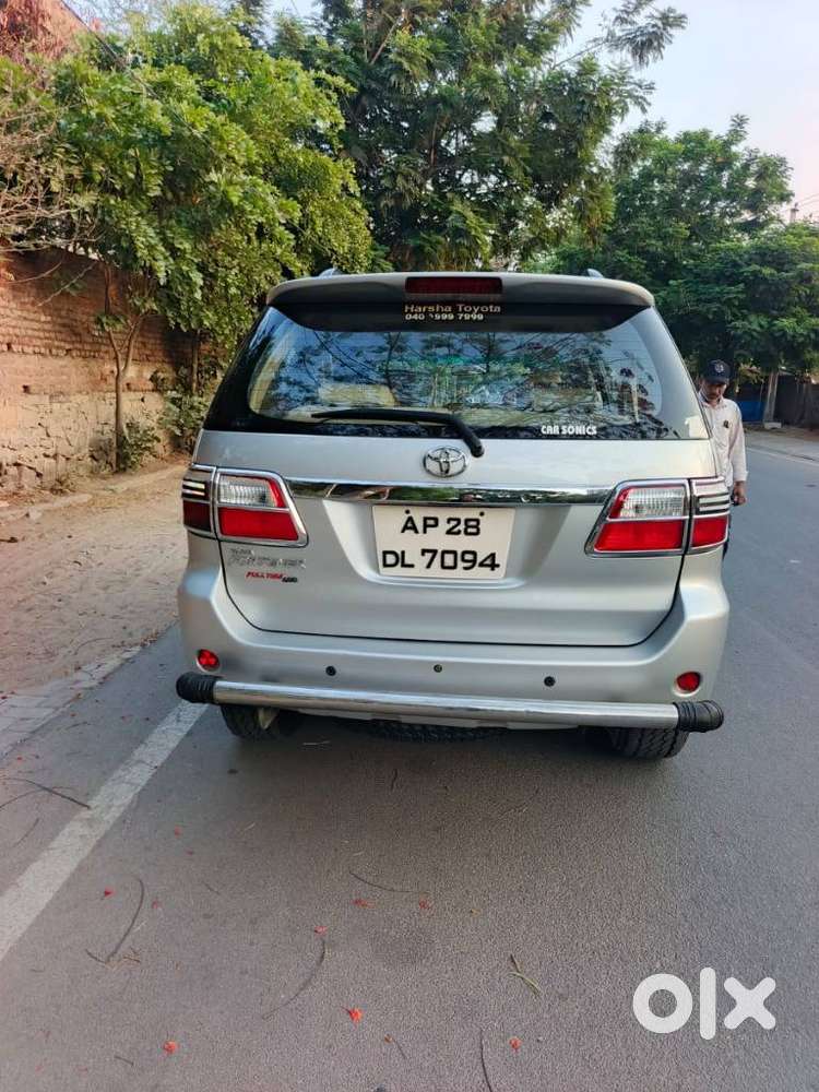 Toyota Fortuner 3.0 4x4 Manual, 2011, Diesel