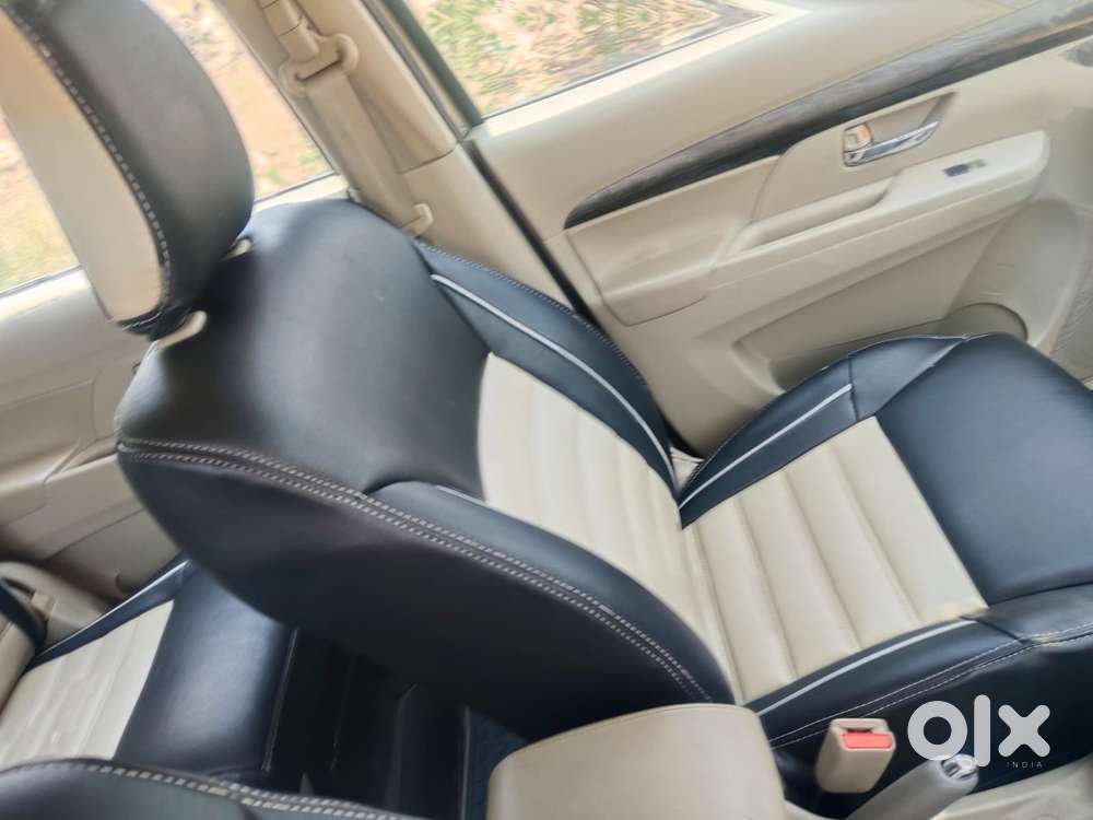Maruti Suzuki Ertiga Zxi (o) Cng [2022-2023], 2022, Petrol