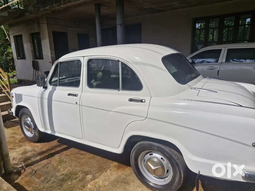 Ambassador Classic 2003 Dsz