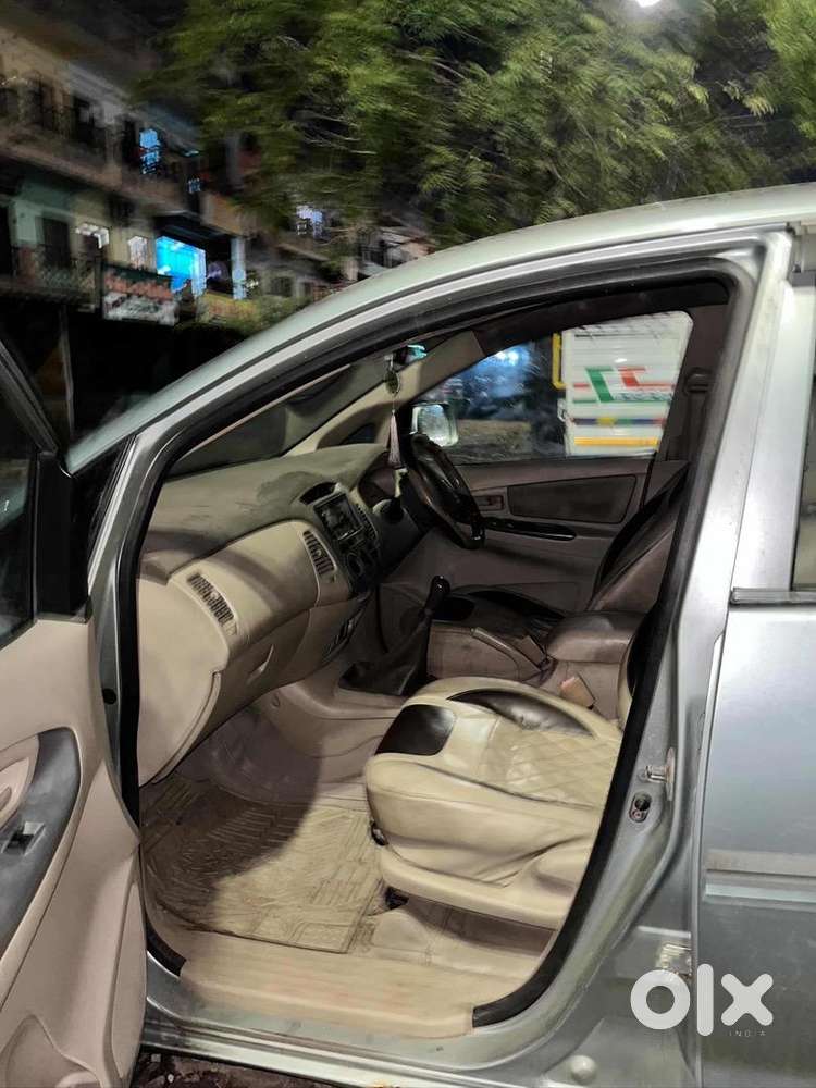 Toyota Innova 2006 Diesel 250000 Km Driven