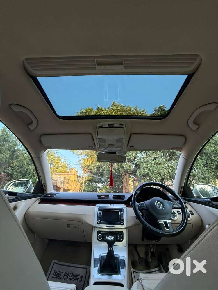 Volkswagen Passat 2010 Year