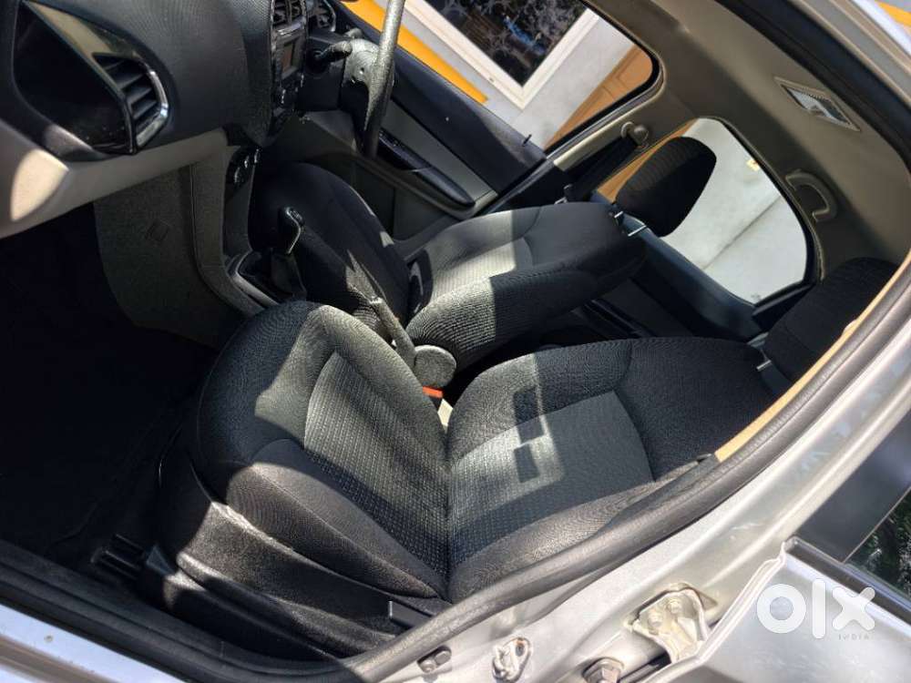 Tata Tiago 1.05 Revotorq Xz, 2016, Petrol