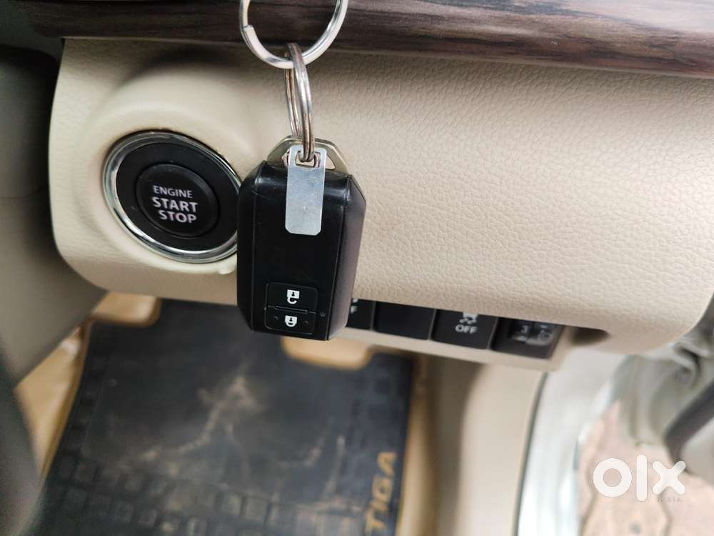 Maruti Suzuki Ertiga Zxi At Shvs, 2022, Petrol