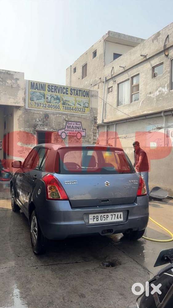 Maruti Suzuki Swift 2009 Petrol 77225 Km Driven