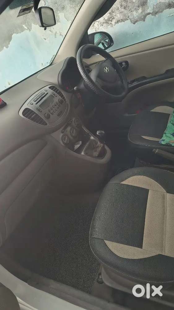 Hyundai I10 Sportz Petrol 2011