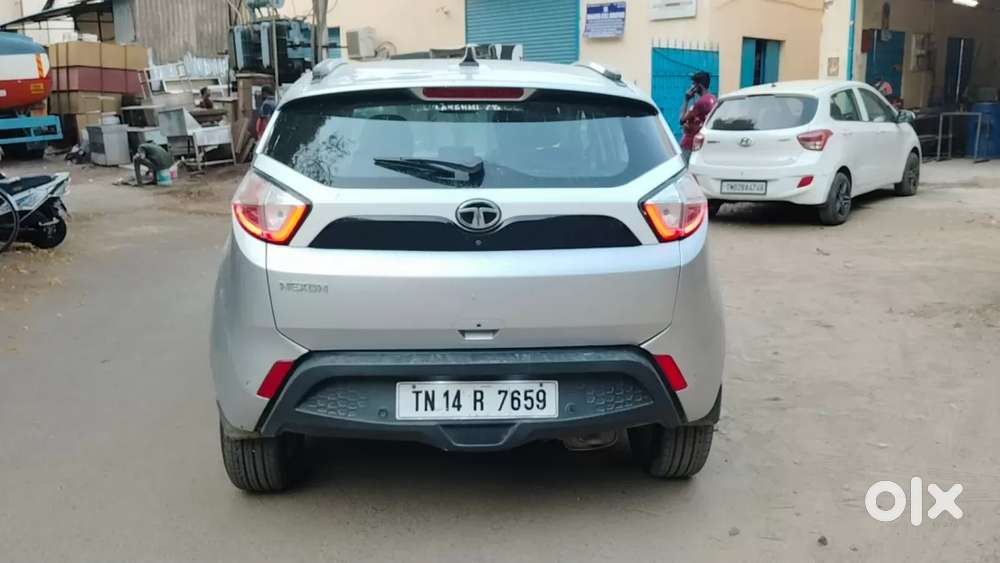 Tata Nexon 1.2 Revotron Xz, 2018, Petrol