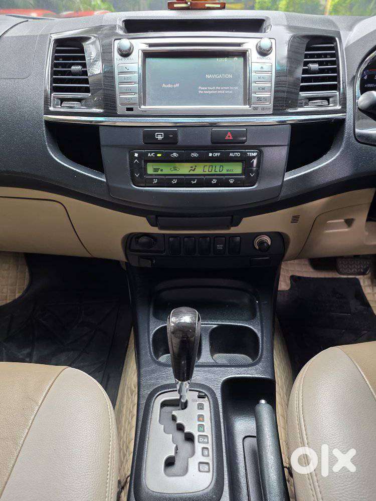 Toyota Fortuner 3.0 4x2 Automatic, 2015, Diesel
