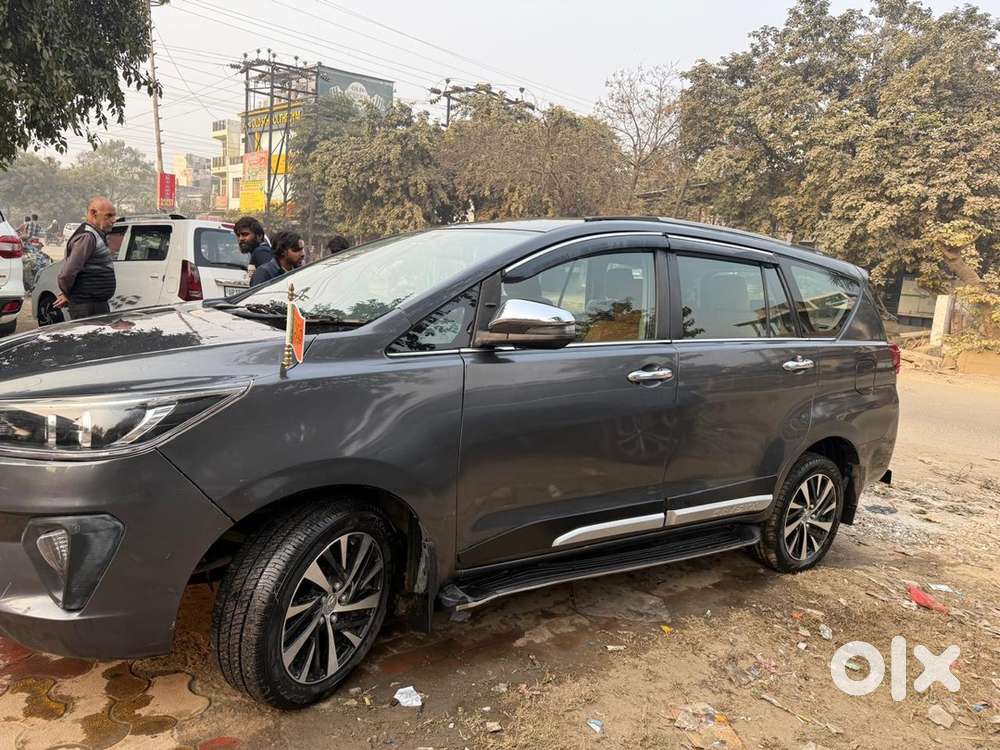 Toyota Innova Crysta 2022