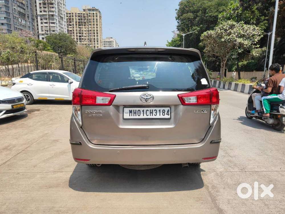 Toyota Innova Crysta 2.8z Automatic, 2016, Diesel