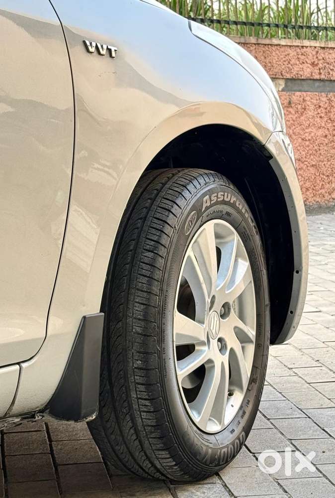 Maruti Suzuki Swift Zxi, 2013, Petrol