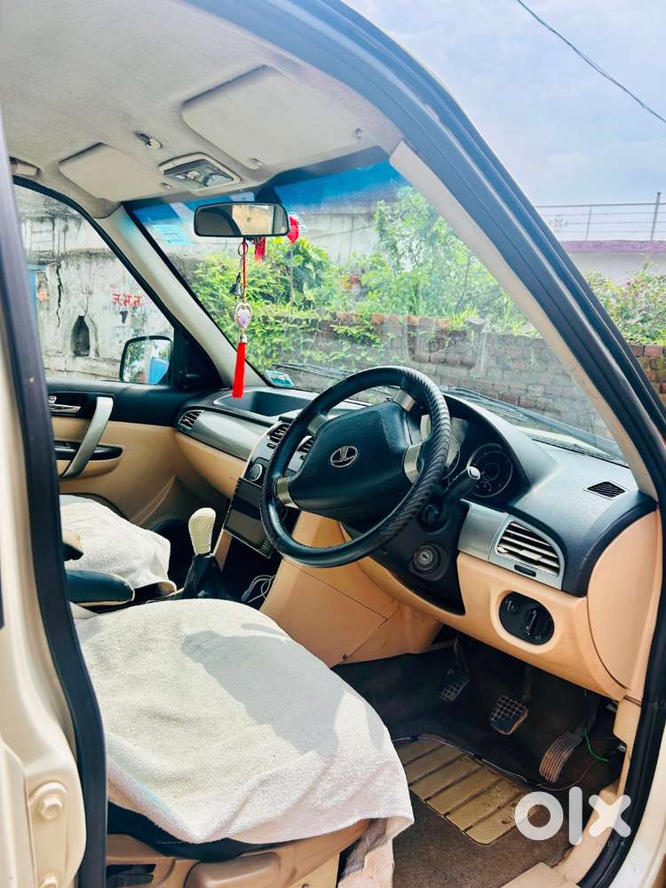 Tata Safari Storme 2013 Diesel 4x2