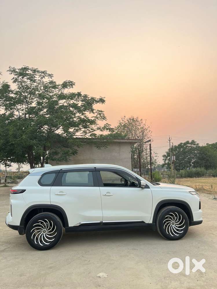 Maruti Suzuki Grand Vitara 1.5 Delta Smart Hybrid, 2024, Petrol