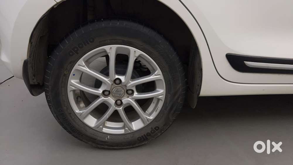 Maruti Suzuki Swift Amt Zxi, 2020, Petrol