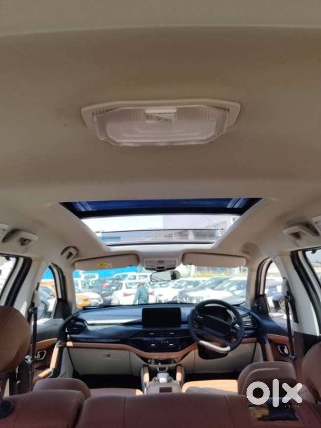 Tata Safari Adventure X Plus 7 Str At, 2025, Diesel