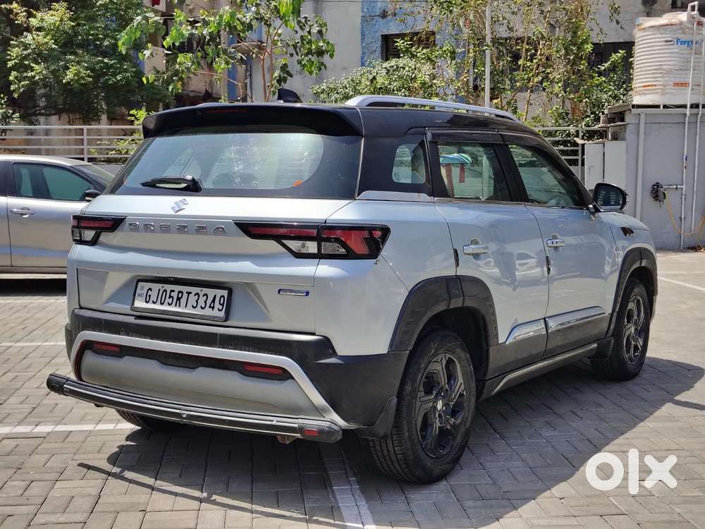 Maruti Suzuki Brezza 1.5 Zxi Smart Hybrid Dual Tone, 2023, Petrol