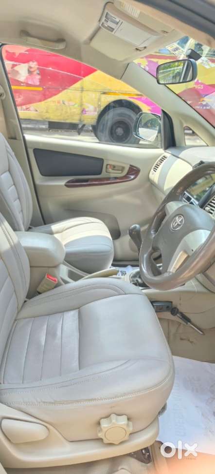 Toyota Innova 2.5 G (diesel) 7 Seater, 2012, Diesel
