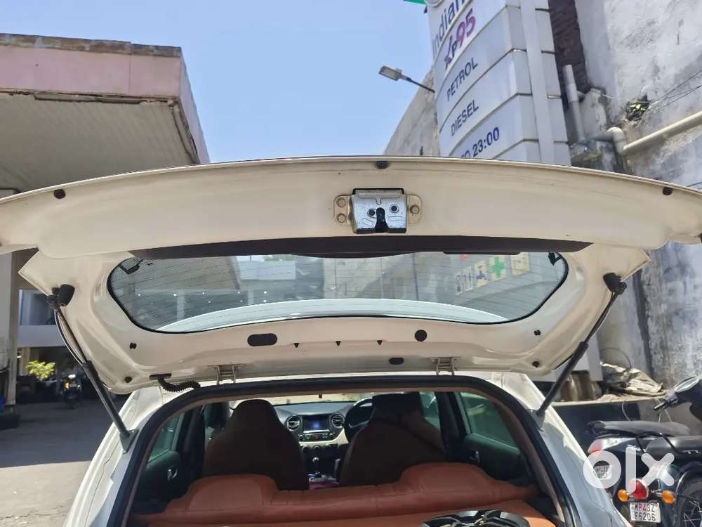 Hyundai Grand I10 2018 Diesel 76000 Km Driven