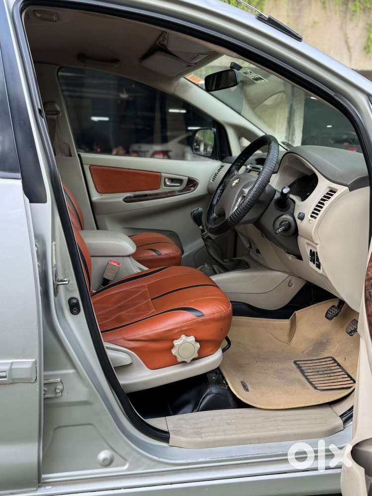 Toyota Innova 2.5 V 7 Str, 2013, Diesel