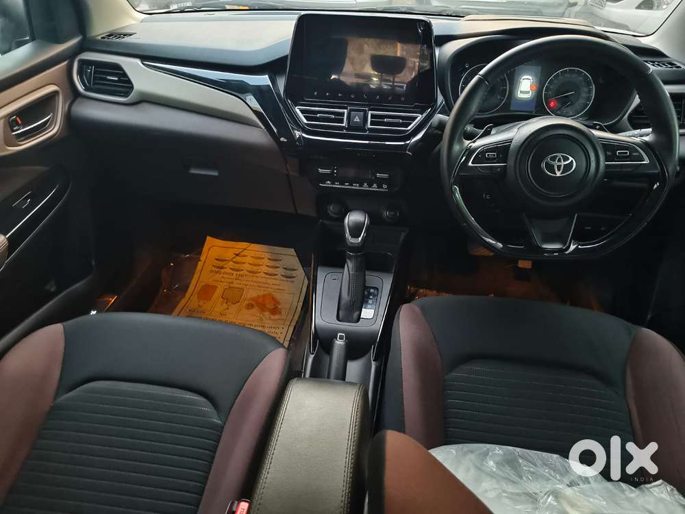Toyota Urban Cruiser Taisor V 1.0 Petrol At Dual Tone, 2024, Petrol