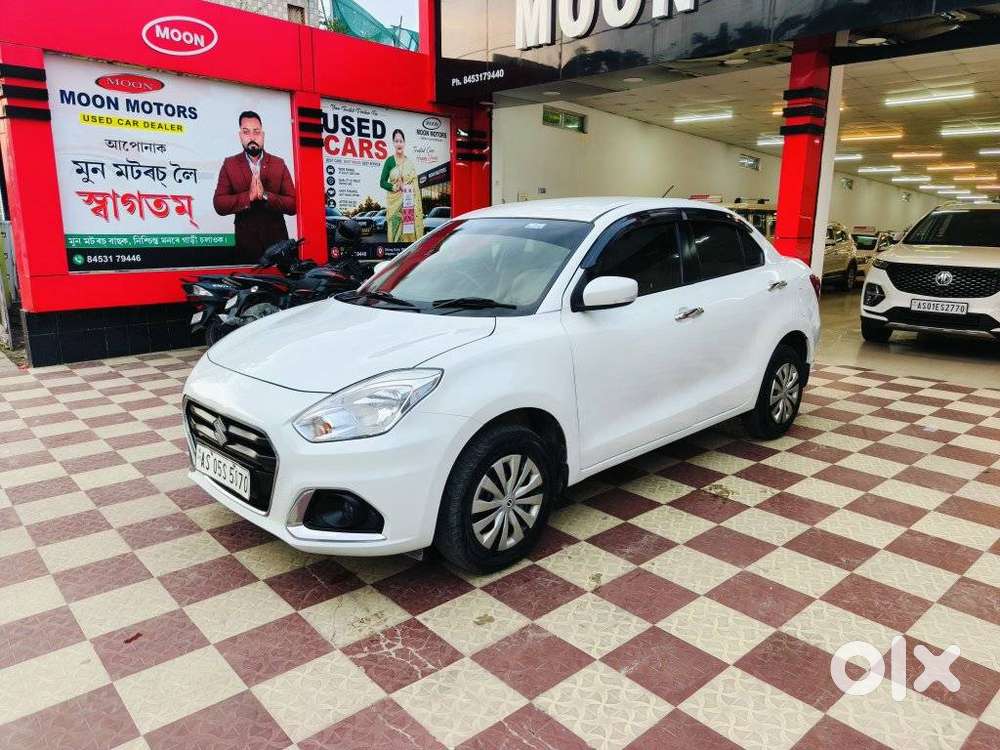 Maruti Suzuki Dzire 1.2 Vxi, 2022, Petrol