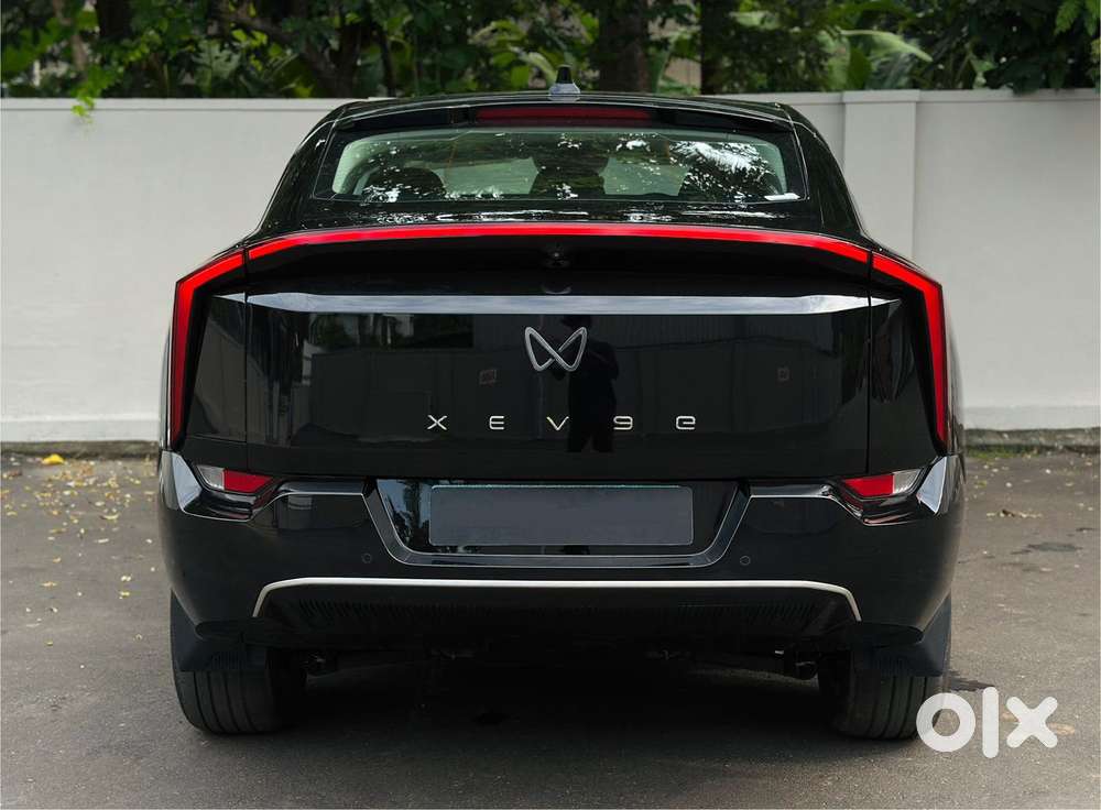 Mahindra Xev 9e Pack Two, 2025, Electric