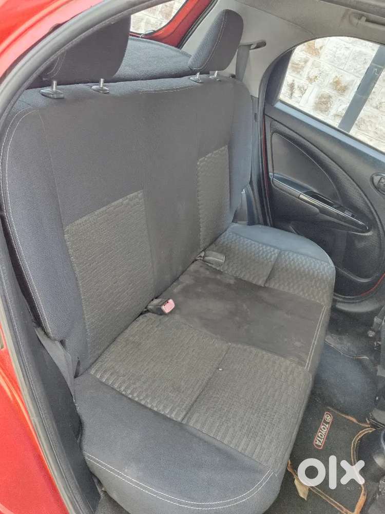 **toyota Etios Liva Cross 2015 – Sporty Orange – Excellent Condition**