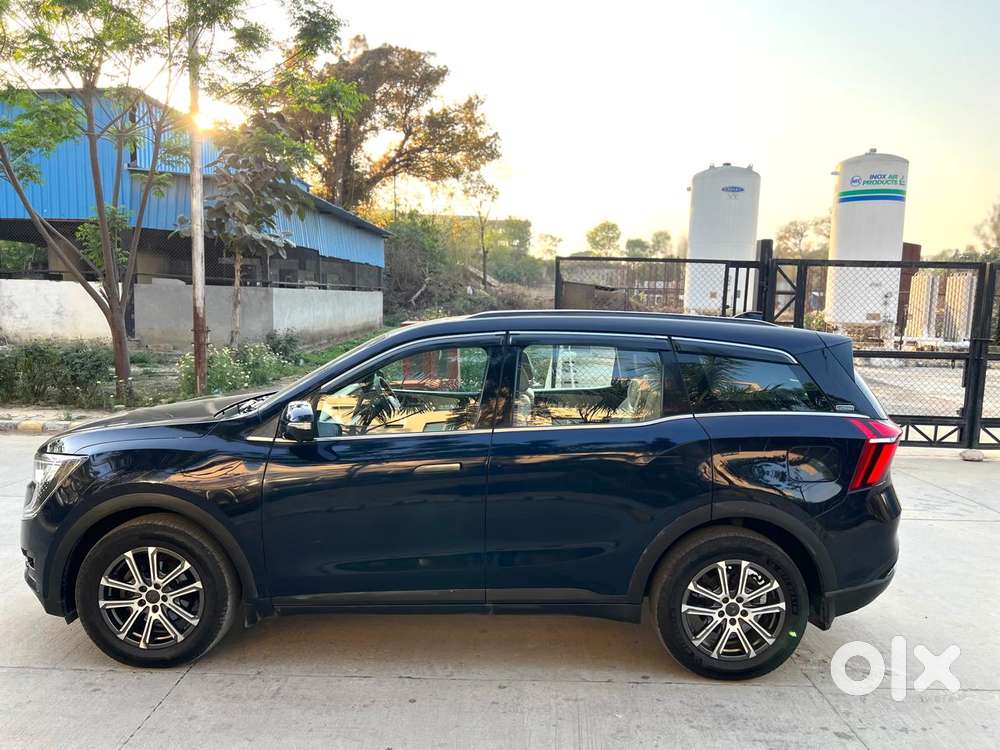 Mahindra Xuv700 2.0 Ax 7 Petrol At Luxury Pack Str, 2023, Petrol