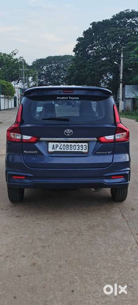 Toyota Rumion V Mt, 2023, Petrol