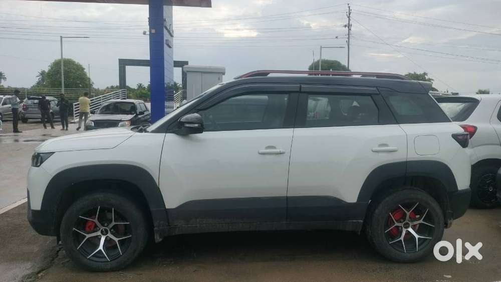 Maruti Suzuki Brezza, 2022, Petrol