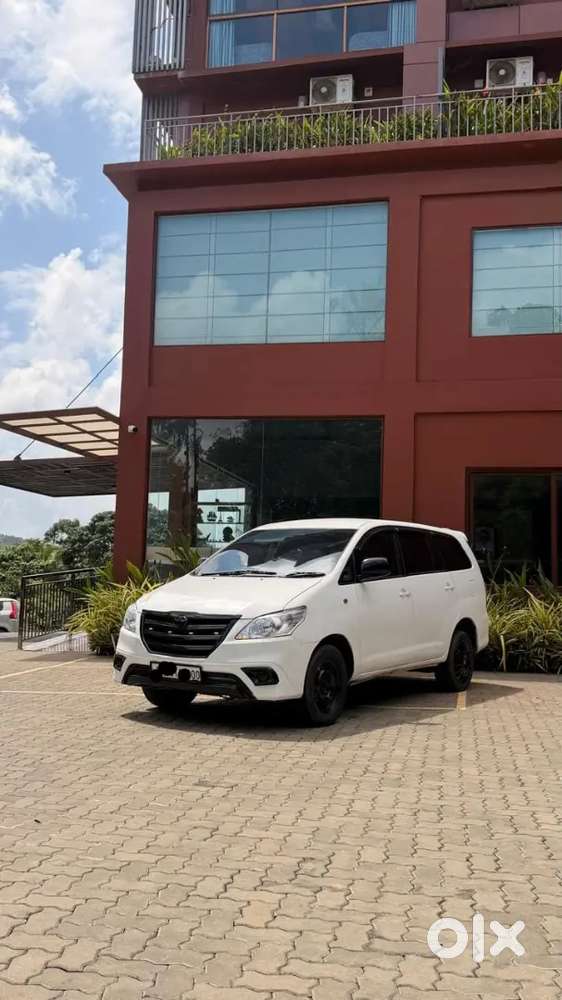 Toyota Innova 2013