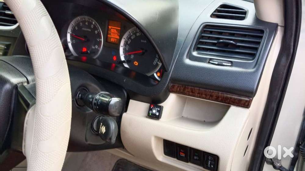 Maruti Suzuki Dzire 1.2 Vxi, 2015, Cng & Hybrids