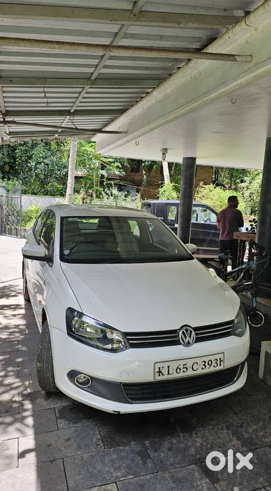 Volkswagen Vento 1.2 Highline Plus At 16 Alloy, 2013, Petrol